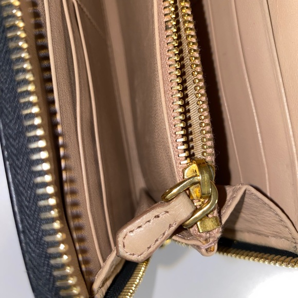 Prada soft leather zip up wallet in black (Nero) - Picture 8 of 13